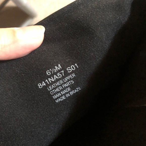 Buttery leather boots - Picture 3 of 6